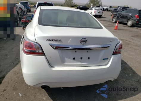 2014 Nissan Altima 2.5 из США, поврежденный, VIN 1N4AL3AP9EN353054